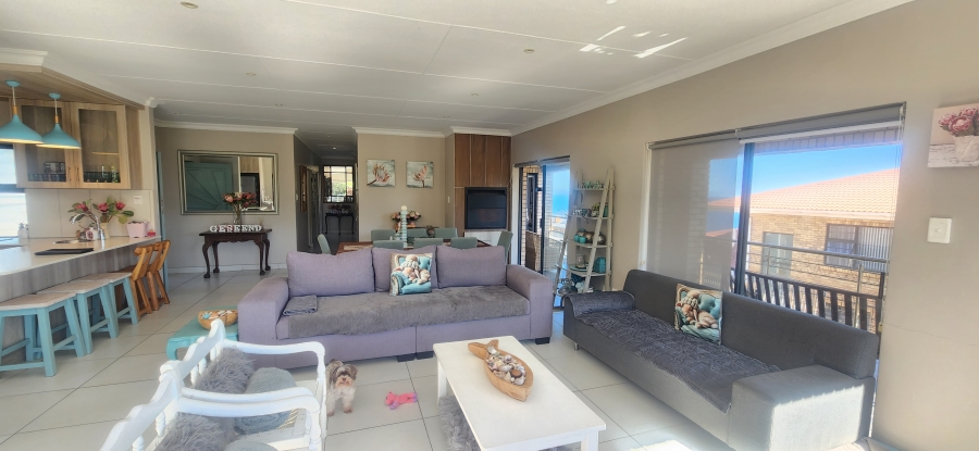 6 Bedroom Property for Sale in Dana Bay Western Cape